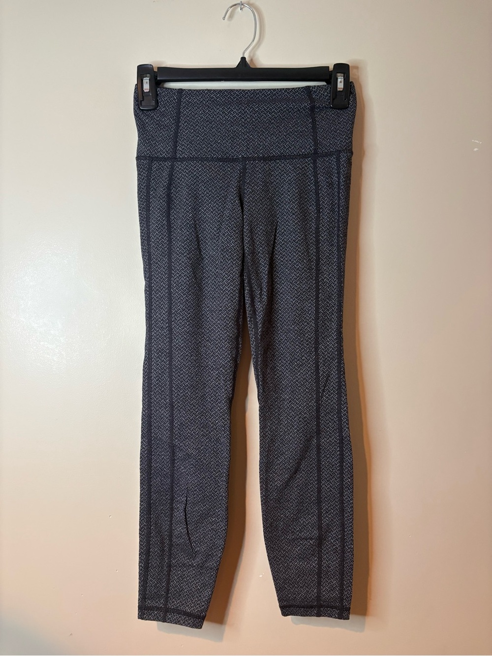 Athleta Gray & Black High Waist 7/8 Knit Leggings EUC